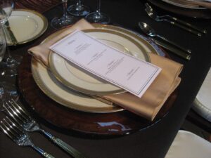 Designing A Tablescape Basics_05