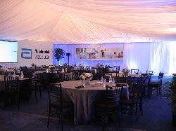 Elegant Meeting in a Tent_1
