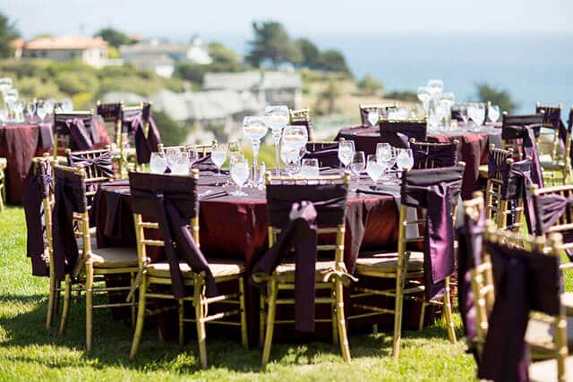 outdoor table setting for summer wedding