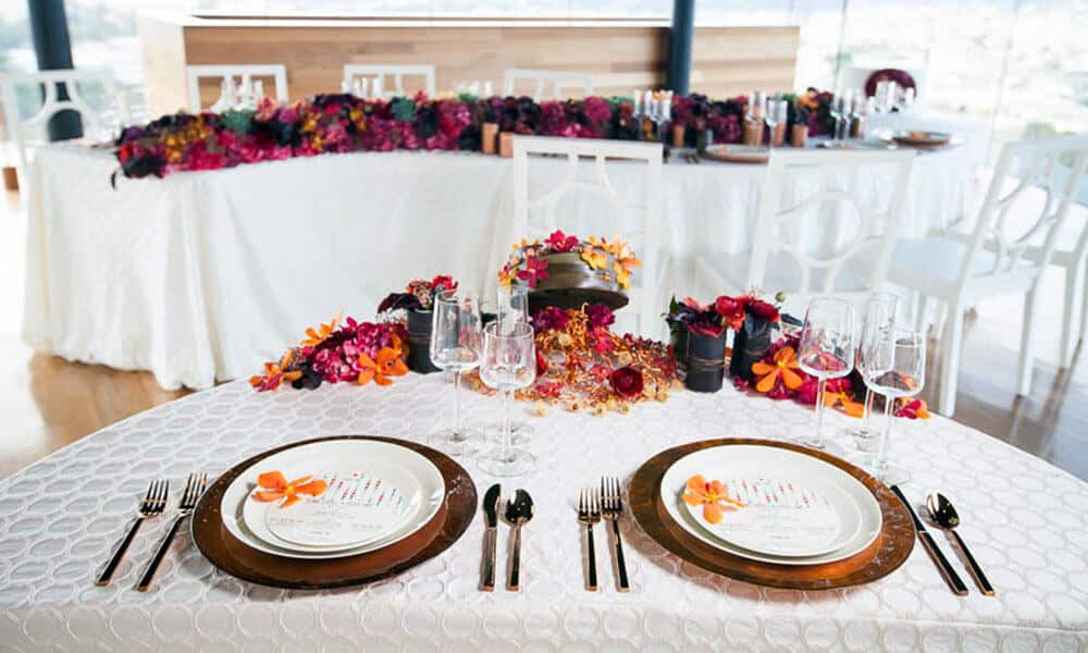 elegant wedding table setting with white tablecloths