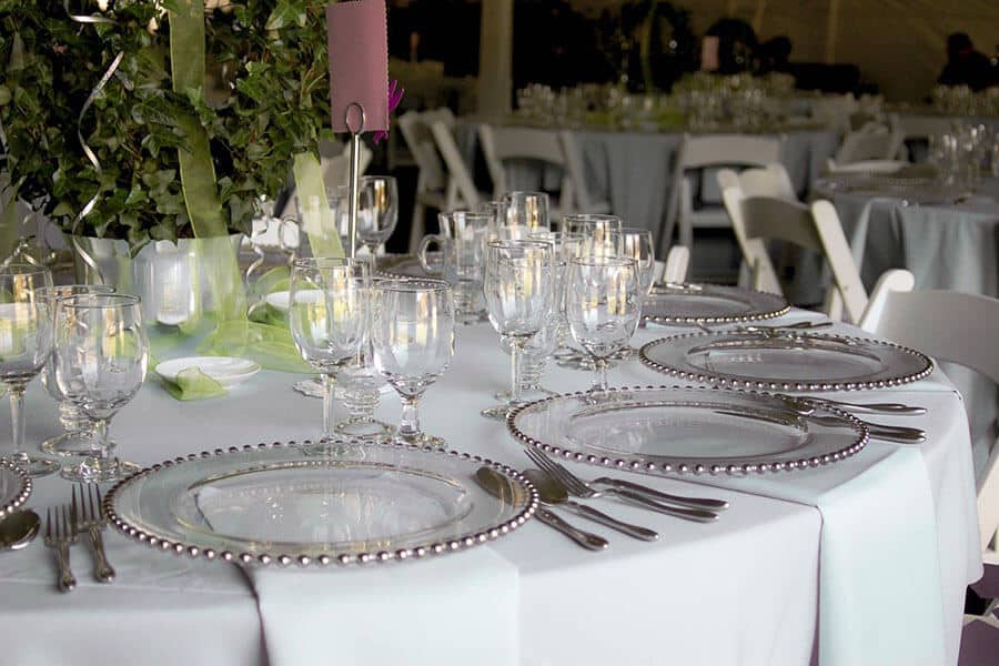 10 Tips for Choosing and Finding the Best Fabric for Restaurant Napkins