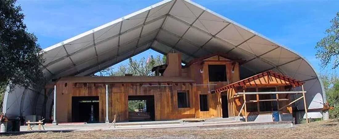 4 Big Ways Construction Tents Can Help Your Project